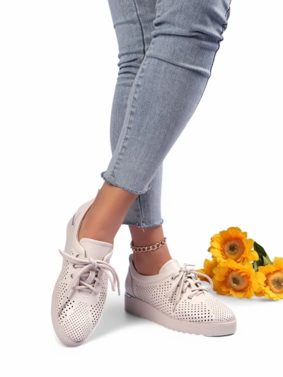 Royalfashion Женские перфорированные лоферы Gofielle