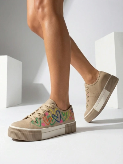 Royalfashion moteriški sportbačiai su širdies raštu Sercess