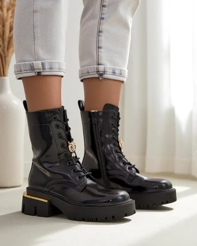 Royalfashion moterų blizgių odos darbiniai auliniai batai Tesiolle