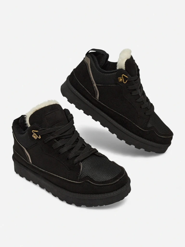 Moteriški sportbačiai „Diana“ juodi zomšiniai patogūs žiemai