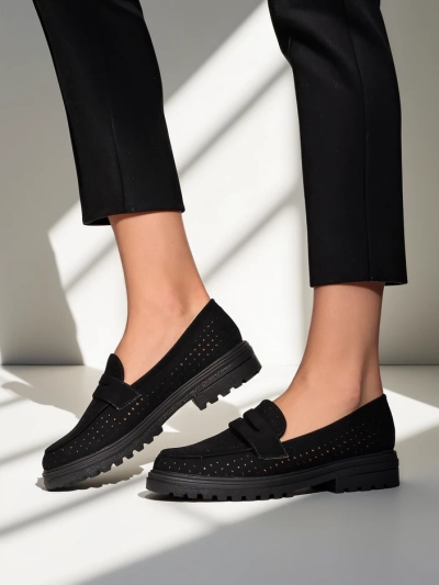 Royalfashion Женские перфорированные лоферы Filoz