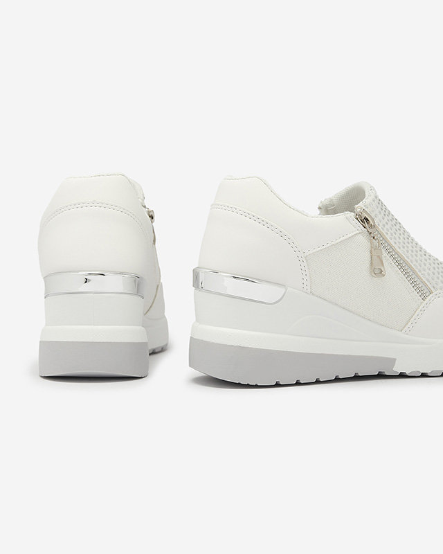 Белые женские спортивные туфли на каблуке-платформе, украшенные цирконами Martela - Обувь