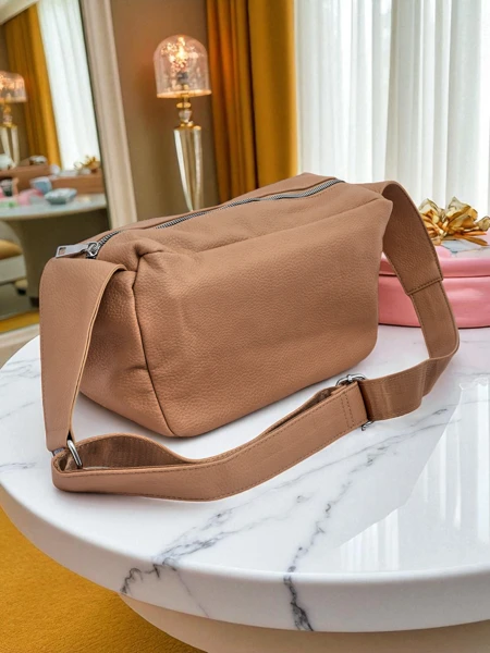 Royalfashion Ma
la damska torebunia z eko sk
rki Lyra Vell