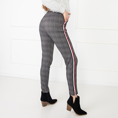 Женские брюки в клетку