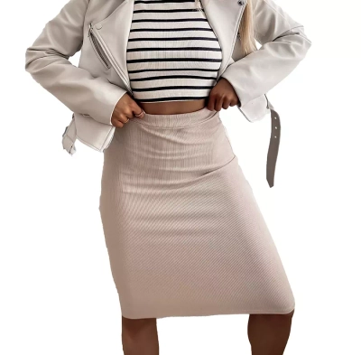 Moteriškas smėlio spalvos briaunuotas pieštuko formos sijonas - Apranga