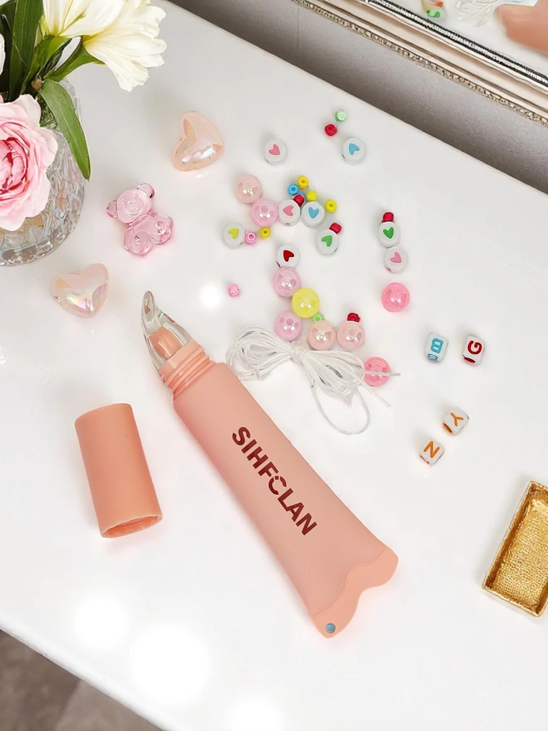 Lūpų blizgis su apyranke Gloss & Charm Cocoa Cookie