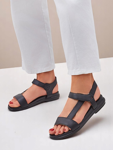 Royalfashion Женские босоножки на плоской подошве Lillia