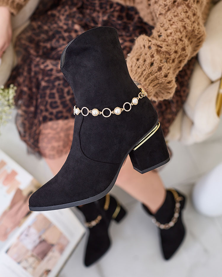 Royalfashion Черные женские сапоги на шпильке с цепочкой Bealizia