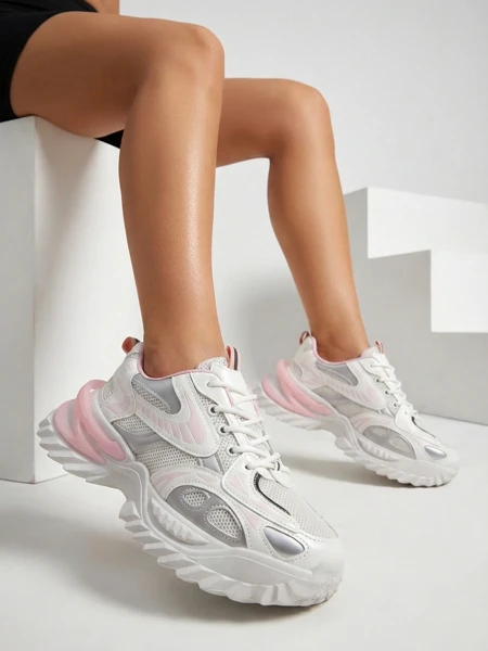 Royalfashion Женские кроссовки из лаковой экокожи Leysi