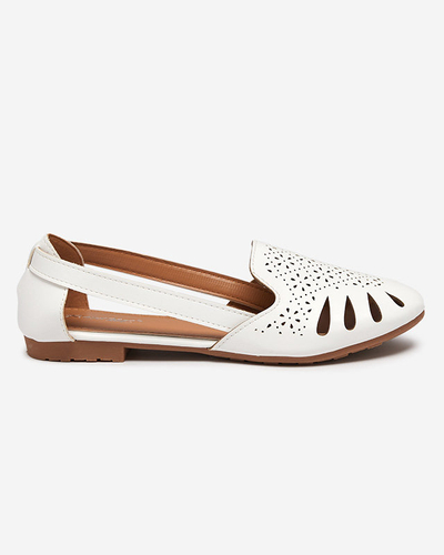 Moteriškos baltos ažūrinės balerinos su kirpimu šonuose Sermo- Avalynė