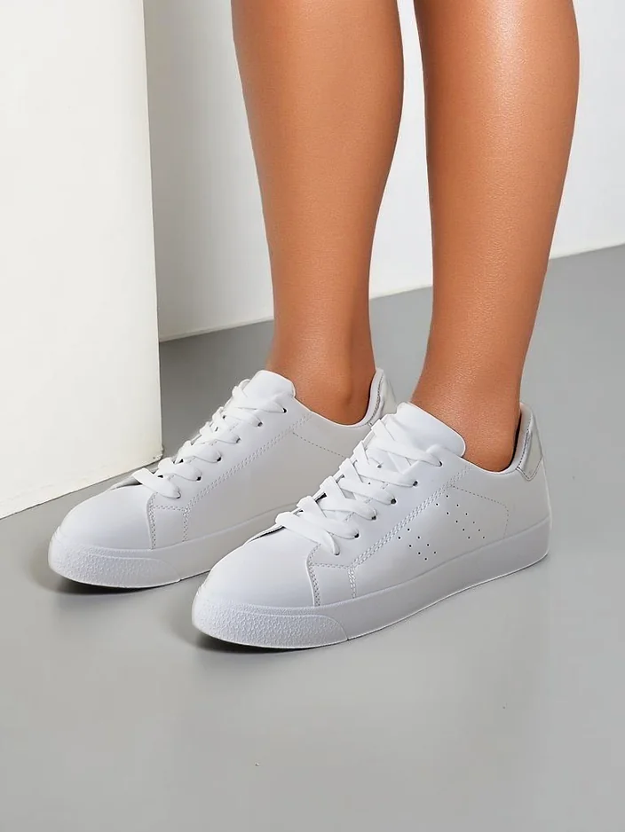 Royalfashion Женские спортивные кроссовки Neusu