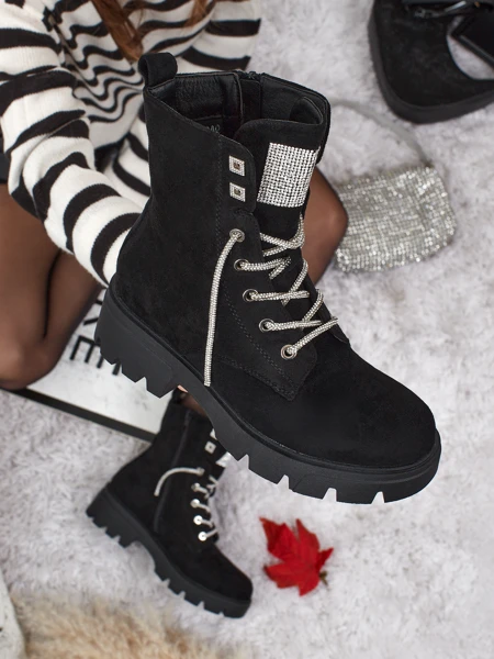 Женские ботинки Tessaro из эко-замши на шнуровке