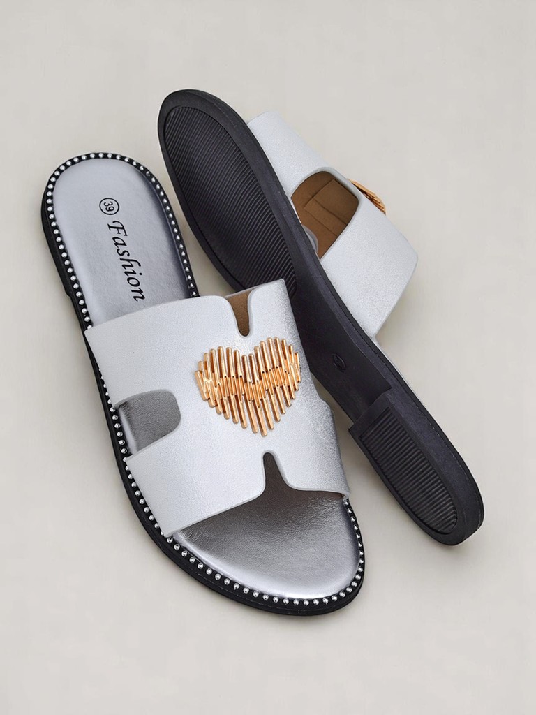 Royalfashion Women's Heart Chic Flat Slippers