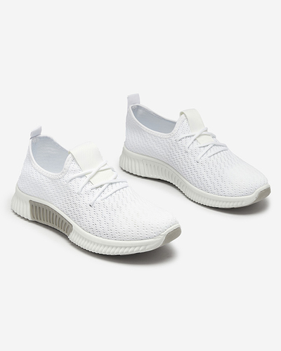 Белая женская спортивная обувь из ткани Vobbu- Footwear