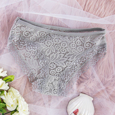 Pilkos nėriniuotos moteriškos kelnaitės PLUS SIZE - Apatinis trikotažas