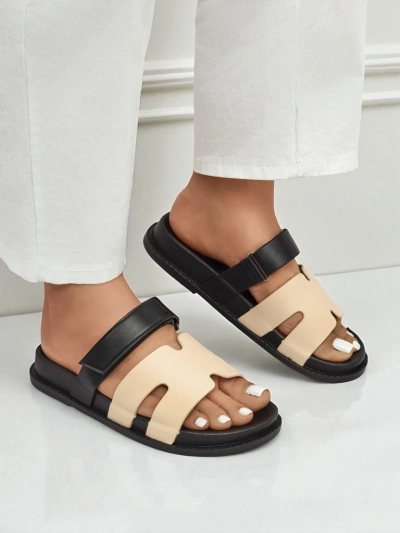 Royalfashion Женские босоножки из экокожи FlexiComfi