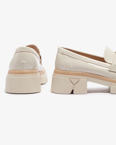 Бежевые женские мокасины из экокожи и лакированной кожи Sepop- Footwear