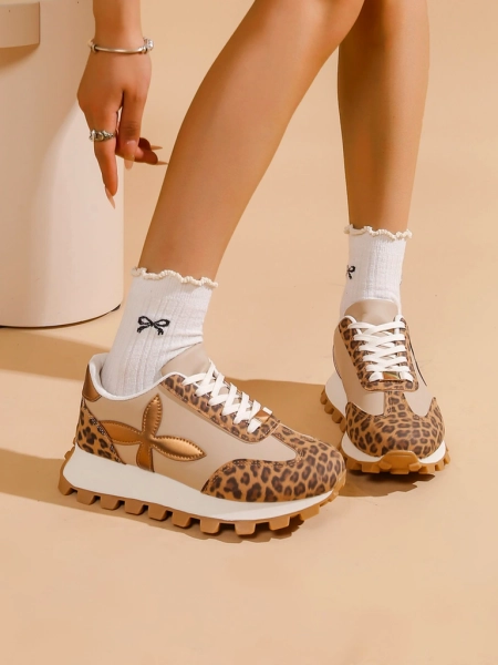 Спортивные кроссовки Royalfashion для женщин на толстой подошве Aloqa