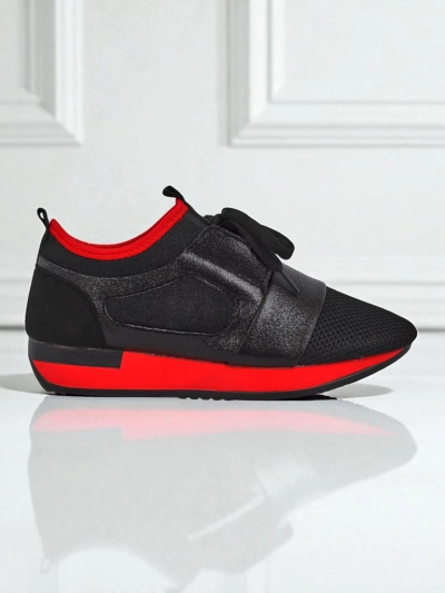 Artemida Nero Kicks: Fabric & Eco-Leather with that Red Pop