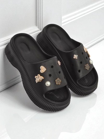 Royalfashion Женские резиновые шлепанцы с декорациями Slash Glam