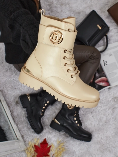 Moteriški aulinukai-batai Lorice su dekoracijomis