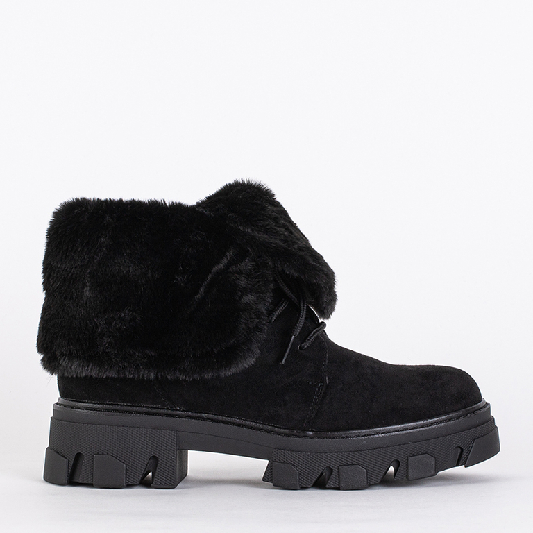 Черные женские ботинки Itsumi