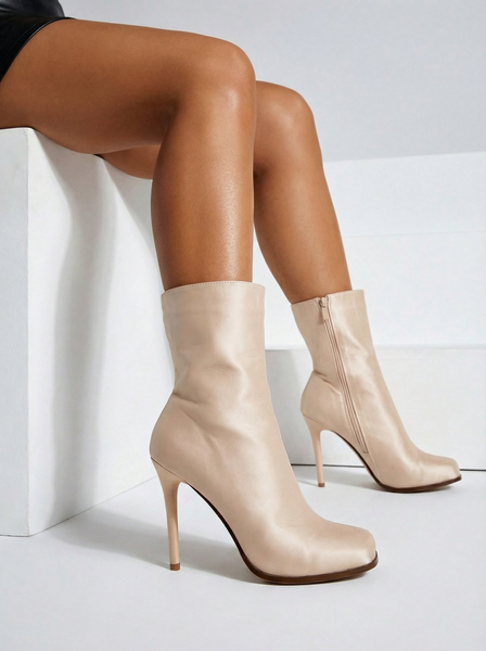 Karališkoji mada Moteriški kulno batai Weriozno