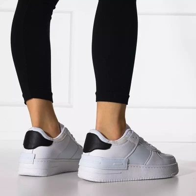 OUTLET Бело-черная женская спортивная обувь Espryn - Обувь