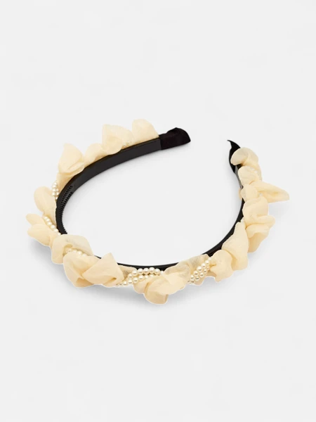 Royalfashion Headband: Ruffles & Pearls - Slayyy!
