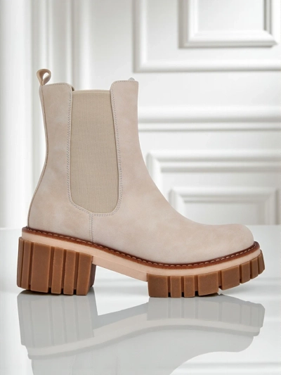 Aulinukai su stulpeliais iš eko nubuko Amber Walk