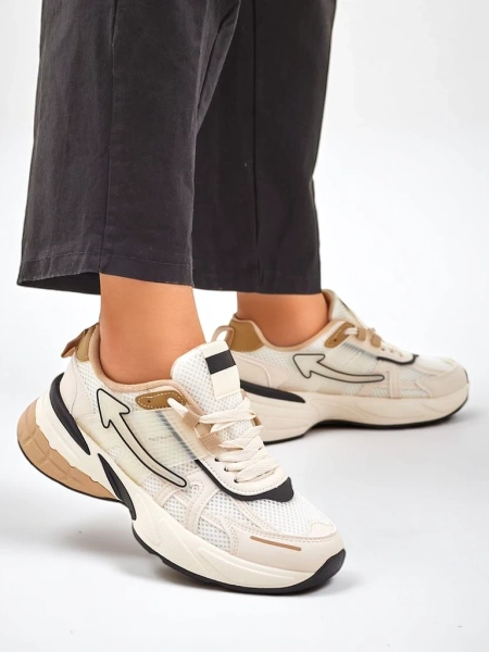 Royalfashion Moteriški sportiniai sportbačiai su storesniu padu Beysa