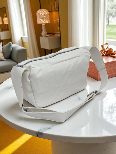 Royalfashion Ma
la damska torebunia z eko sk
rki Lyra Vell