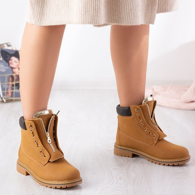 Коричневые утепленные походные ботинки Martina - Обувь