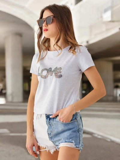 Royalfashion Женская футболка из хлопка LOVE с стразами