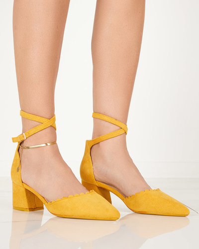 Garstytinės moteriškos zomšinės basutės ant stulpelio Ametis - Avalynė