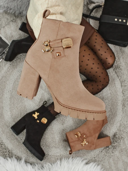 Moteriški eko zomšiniai aulinukai su storu kulnu Bearr