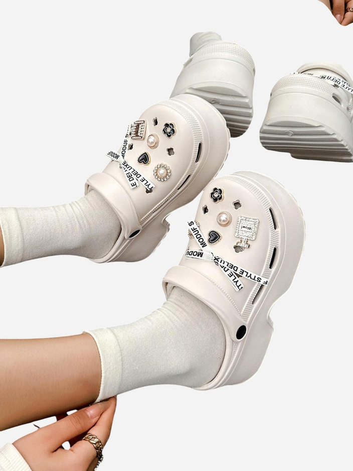 Royalfashion moterų guminių šlepečių su dekoracijomis Dellos