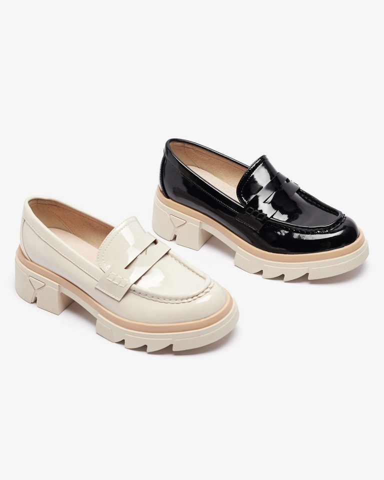 Бежевые женские мокасины из экокожи и лакированной кожи Sepop- Footwear