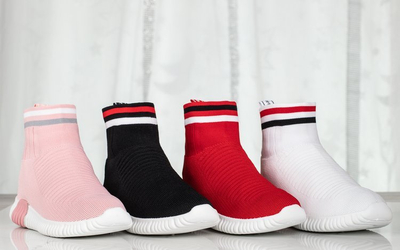 Розовые спортивные туфли с декоративным носком Sallitsa - Обувь