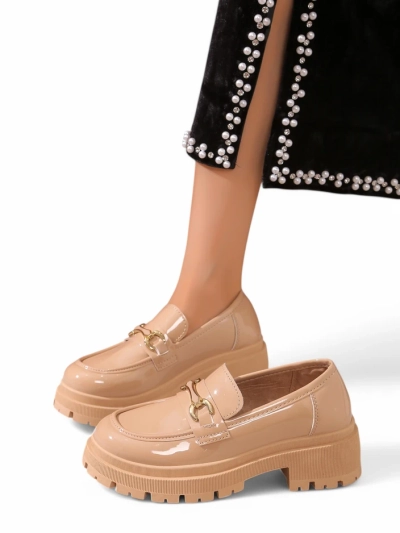 Royalfashion Женские патентные мокасины Berieta