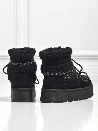 Moteriški a'la aulinukai Danira