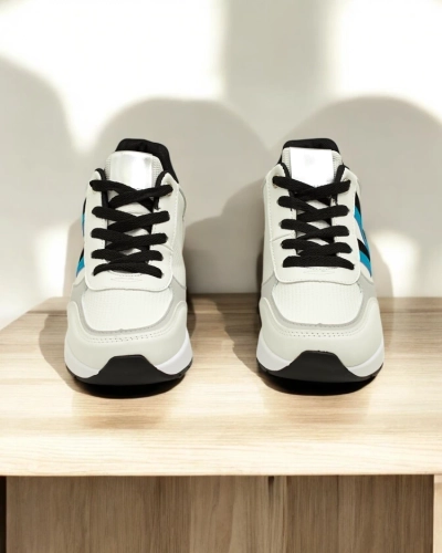 Calista Ekosistemos Moteriški Balti Sportbačiai su Platforma