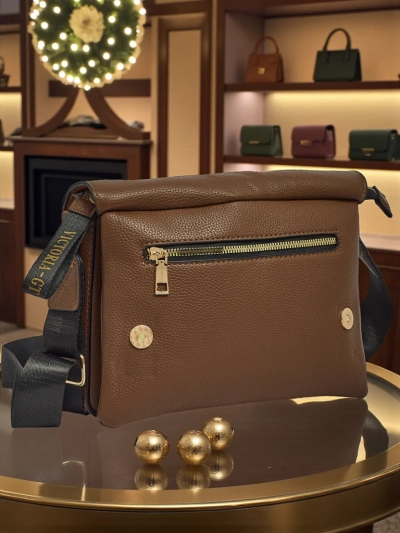 Maža moteriška rankinė iš eko odos Tessaria