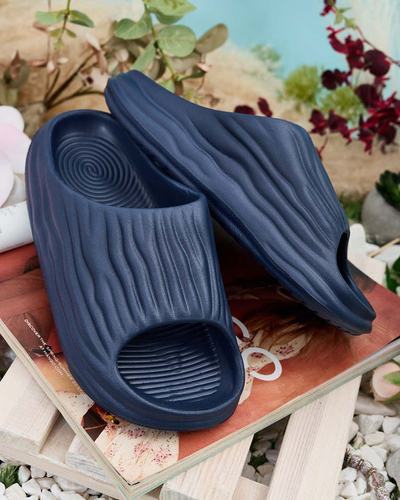 Royalfashion Женские резиновые шлепанцы Magged