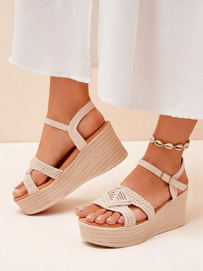 Royalfashion Moteriškos basutės su platforma, pintos Sunny Day