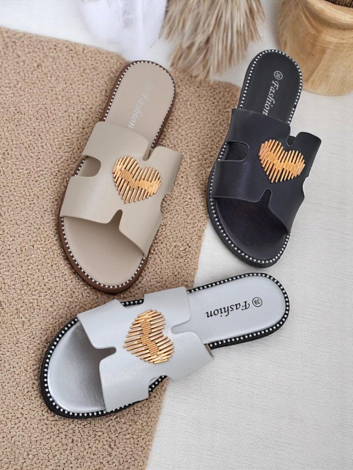 Royalfashion Women's Heart Chic Flat Slippers