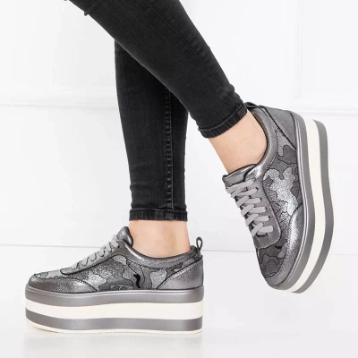 OUTLET Серые женские туфли на платформе Exira - Обувь