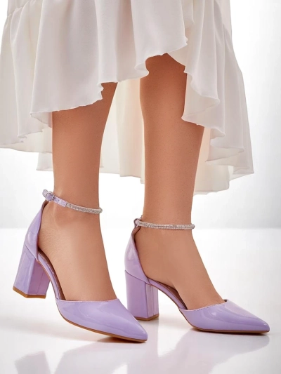 Royalfashion moteriški lakinės odos batai su blizgučių dirželiu Furoni