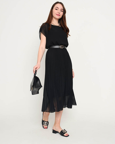 Moteriška juoda klostuota midi suknelė su diržu - Drabužiai