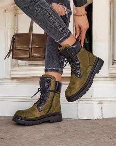 тёмно-зелёный